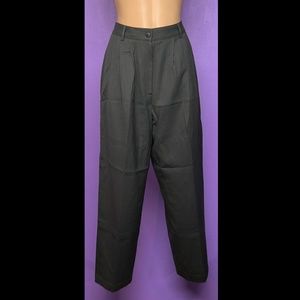 Jones Wear Women's Pants size 10